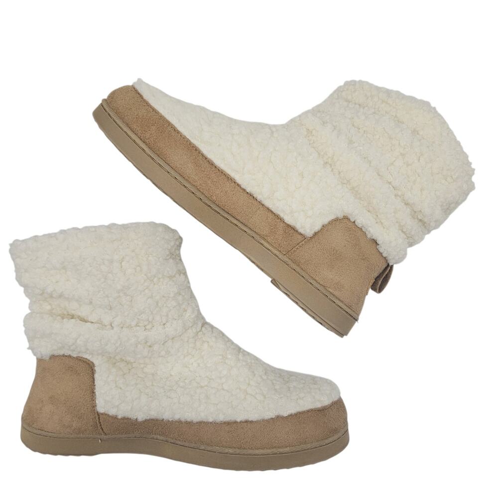 HomeTop Women's Bootie Slippers White Faux Fleece/Tan NWOT Size 9-10